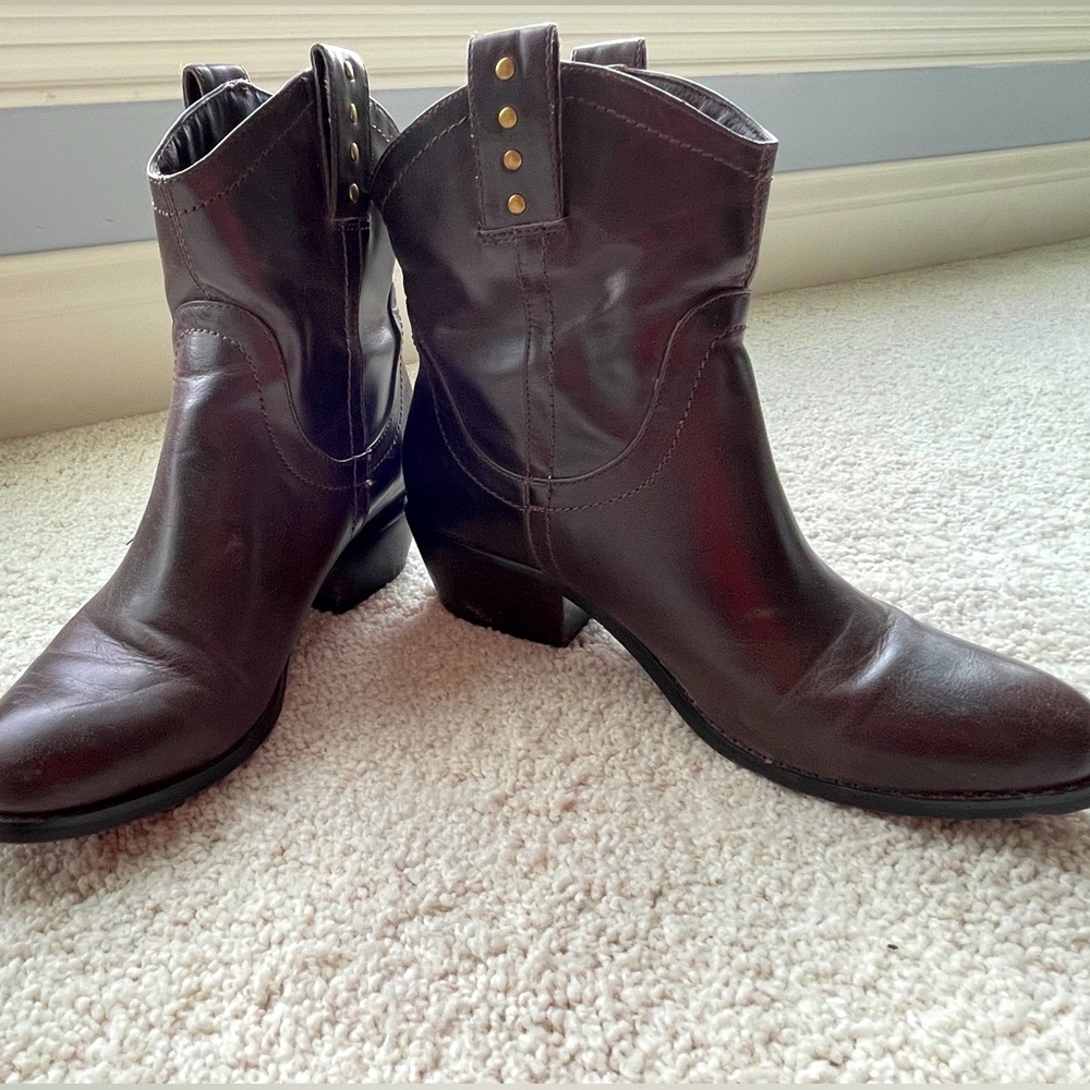 Woman’s boots